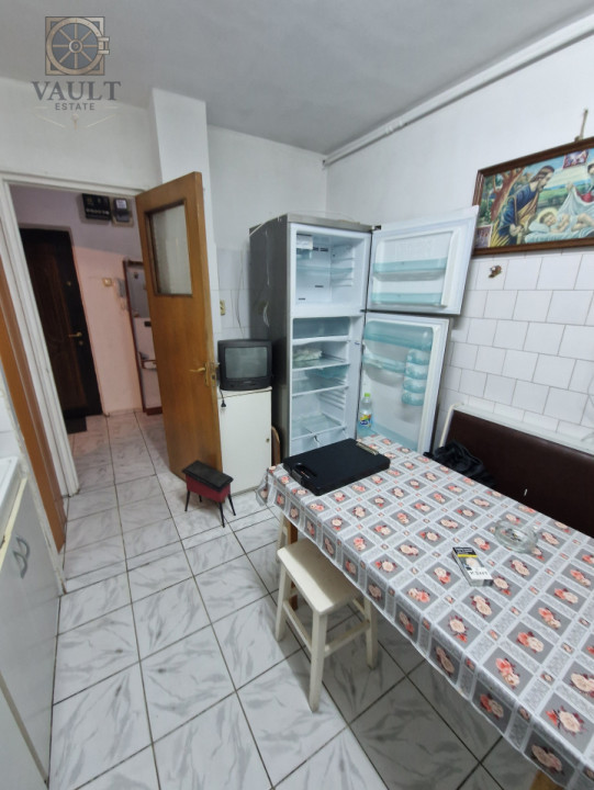 Apartament 3 camere - 5 minute de metrou/Centrala p.- 1 Decembrie 1918