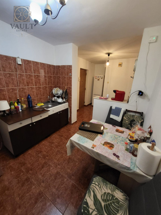 APARTAMENT 3 CAMERE-RAHOVA-DECOMANDAT-2 BAI