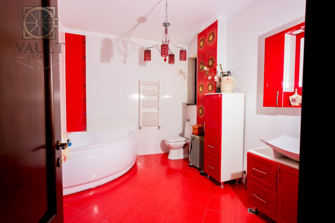 CASA INDIVIDUALA-PANTELIMON-8 CAMERE-CURTE-5 BAI-2 LOCURI PARCARE