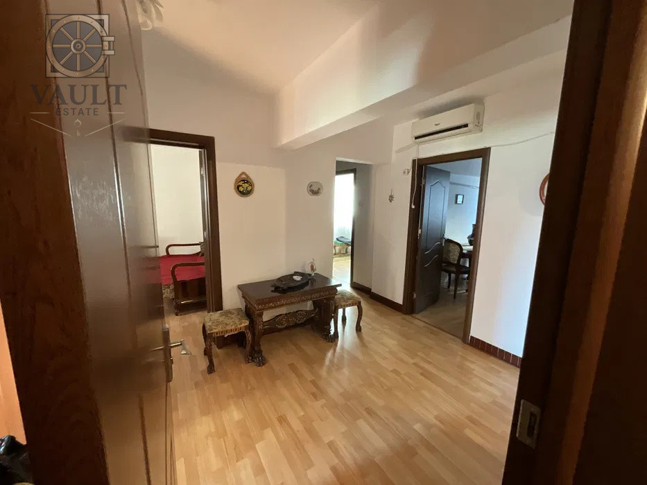 APARTAMENT 4 CAMERE-RAHOVS-TEIUS-SOSEAUA ALEXANDRIEI-2 BAI-2 BALCOANE