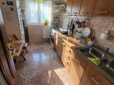 APARTAMENT 3 CAMERE-UNIRII-MAGAZINUL UNIREA-2 BAI-2 BALCOANE