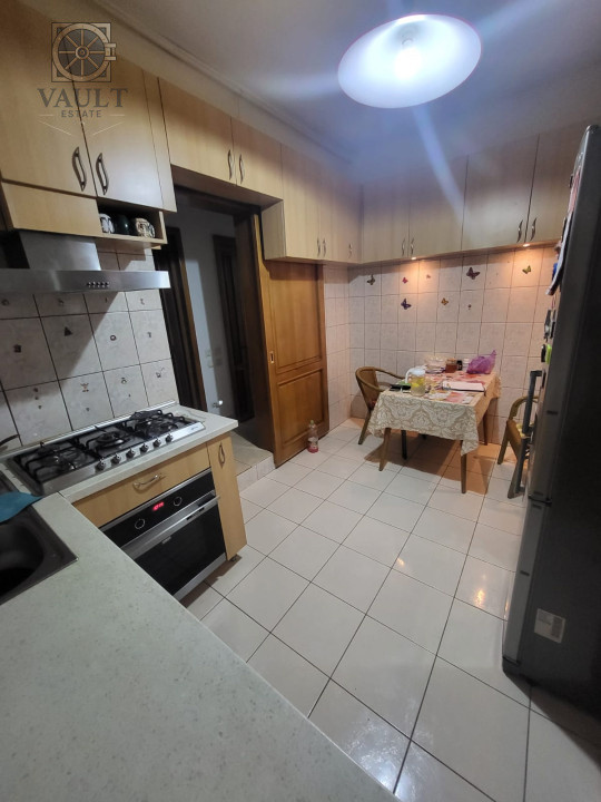 APARTAMENT 3 CAMERE-SEBASTIAN-13 SEPTEMBRIE-LICEUL DIMITRIE GUSTI-BOXA