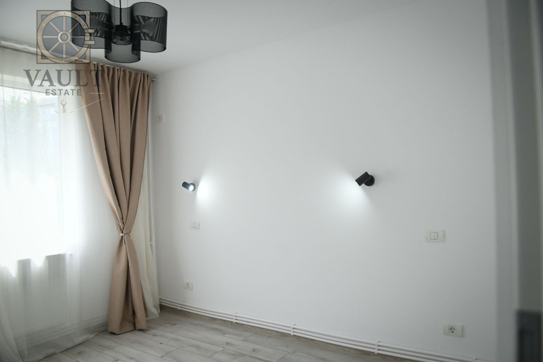 APARTAMENT 3 CAMERE-TRAFIC GREU-NASAUD-CENTRALA-DECOMANDAT