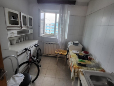 APARTAMENT 3 CAMERE-TRAFIC GREU-NASAUD-TUTUNARI