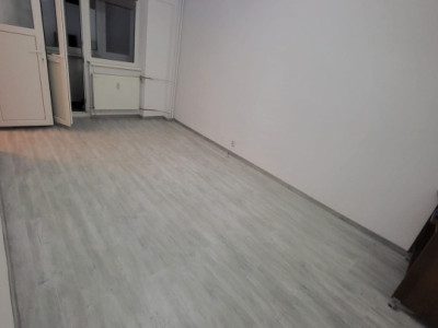 GARSONIERA-TRAFIC GREU-NASAUD-BLOC MIXT-REABILITAT-ETAJ 4/8