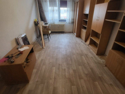 APARTAMENT 3 CAMERE-RAHOVA-DUMBRAVA NOUA-BARCA-DECOMANDAT
